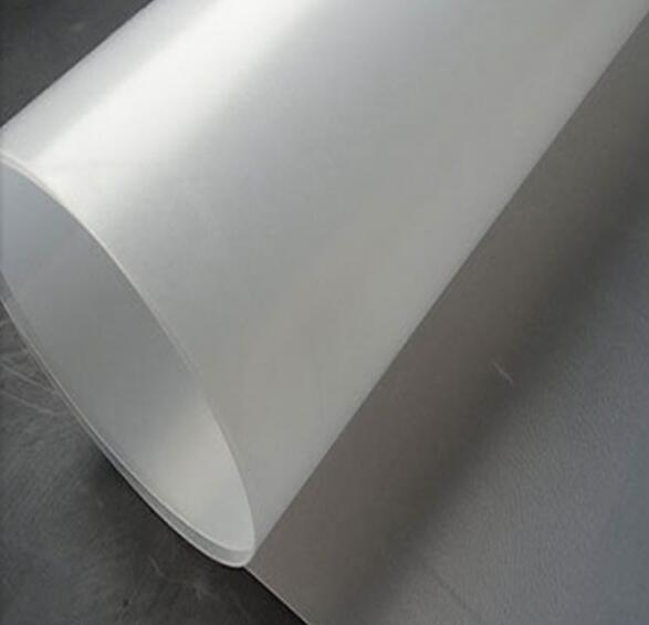 領翔產(chǎn)品HDPE防滲膜的鋪設及裁剪要求