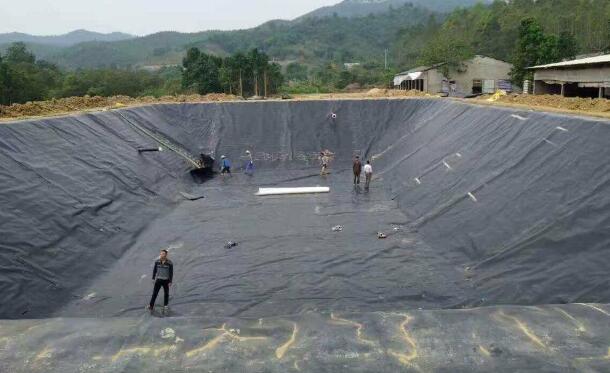 膨潤土復(fù)合防水墊施工注意事項(xiàng)有哪些呢