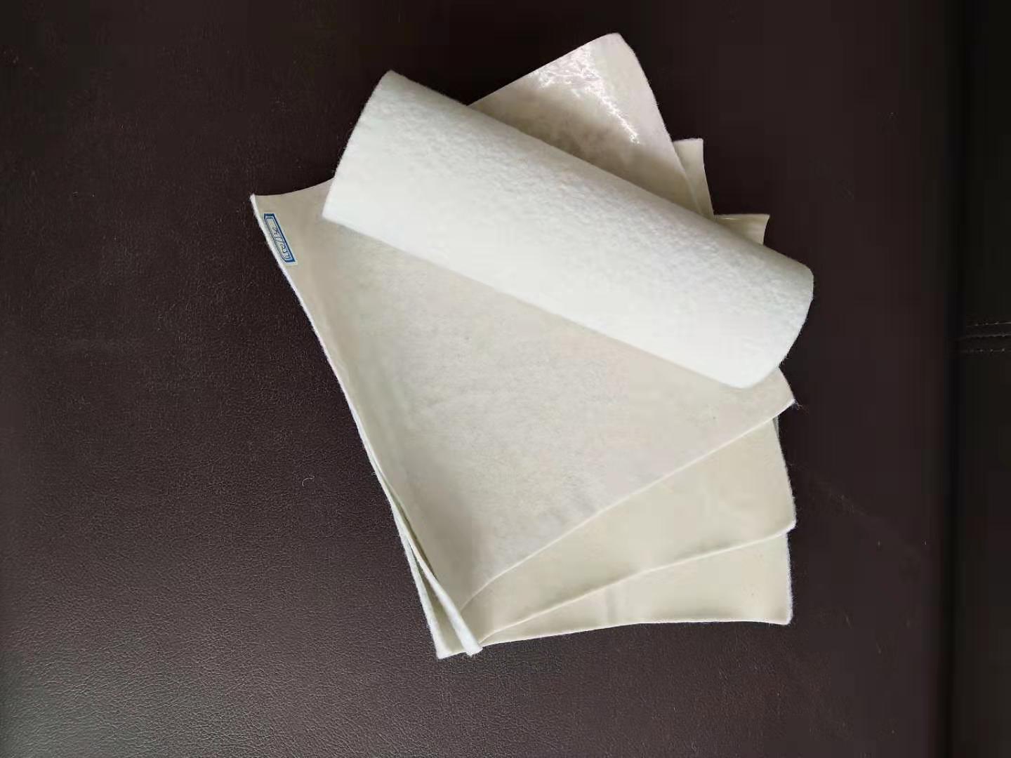 復合土工膜生產(chǎn)甩邊是怎么回事？