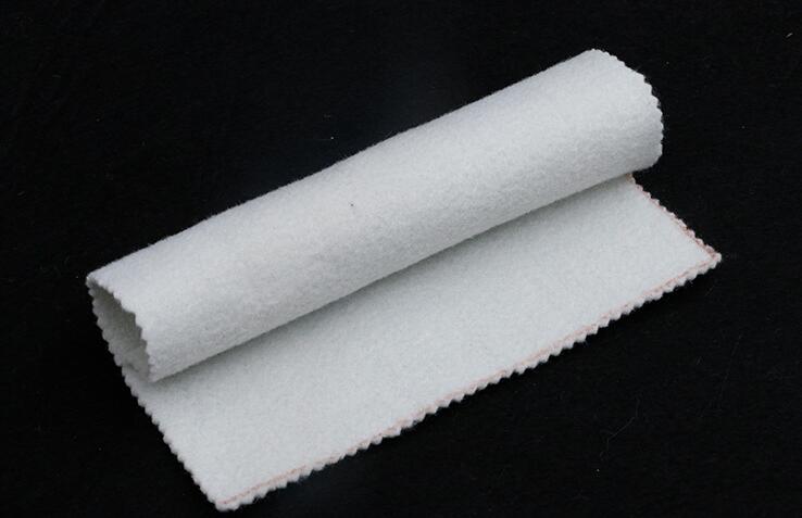 垂直滲流對土工布排水效果的影響