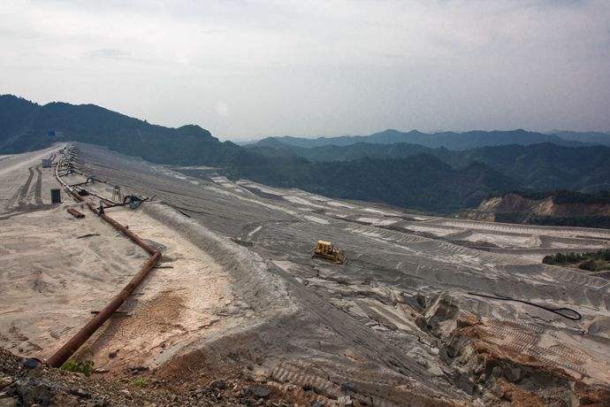 土工膜、土工網、土工織物在填埋場占用分量