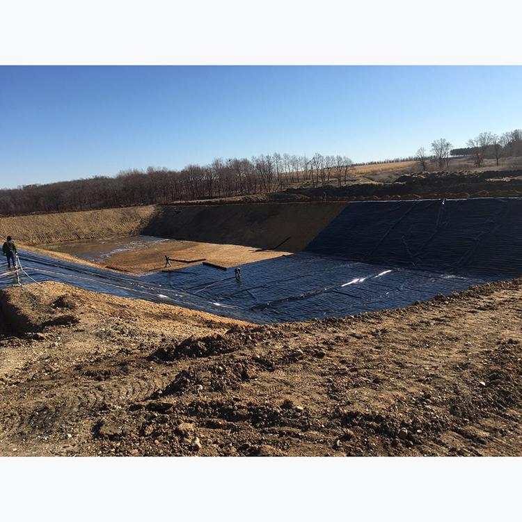 規(guī)模化養(yǎng)豬場新型HDPE土工膜選材