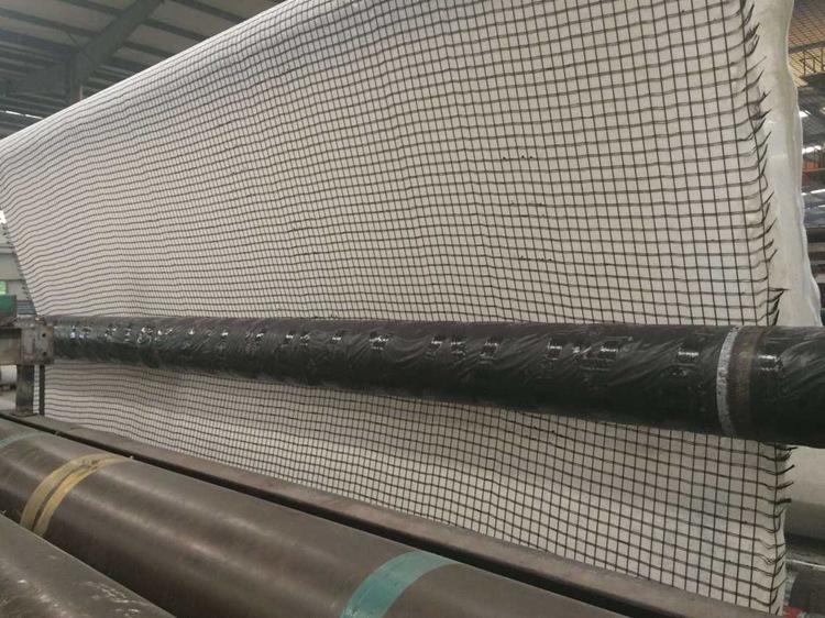 土工膜下采用幾種材料進行排水及反向保護