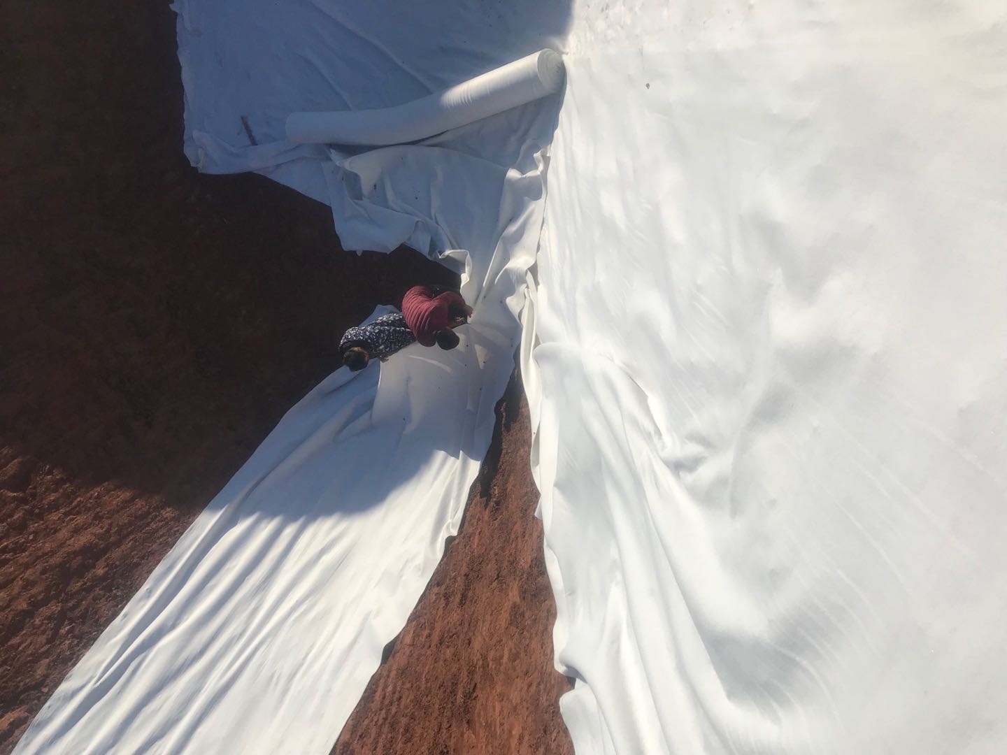 復合土工膜如何取代傳統(tǒng)的粘土心墻