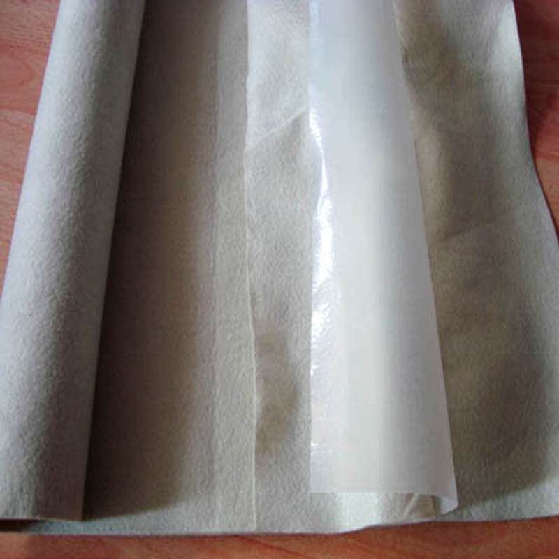 兩布一膜結(jié)構(gòu)的復(fù)合土工膜取得良好保濕效果