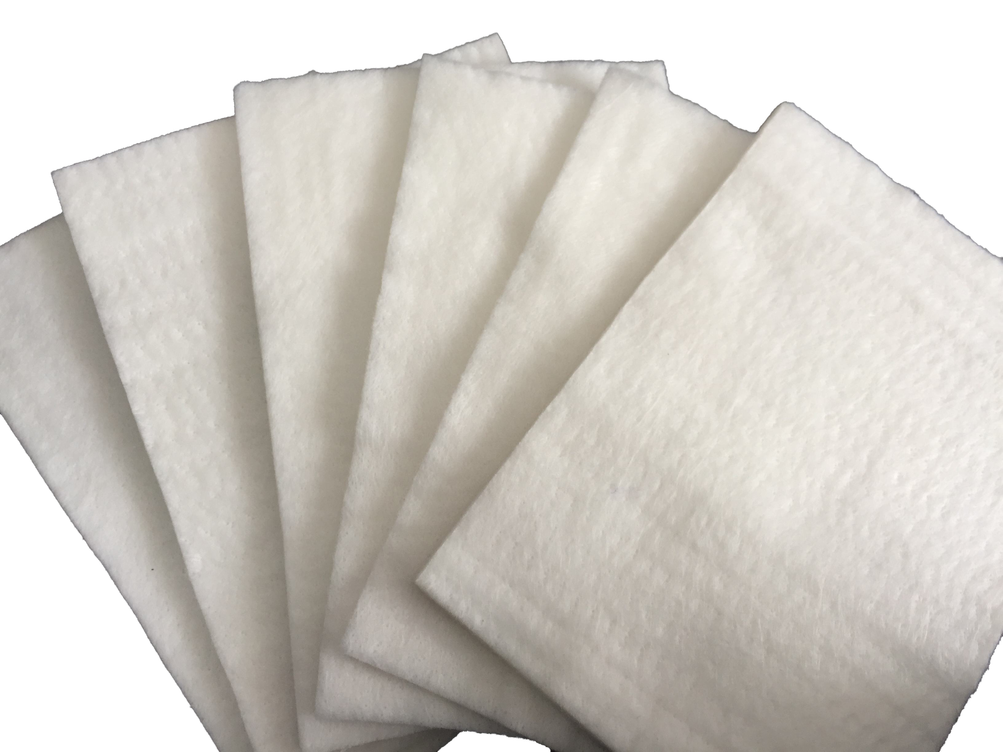 考慮水庫(kù)造價(jià) 土工布料可滿(mǎn)足本水庫(kù)的防滲需要