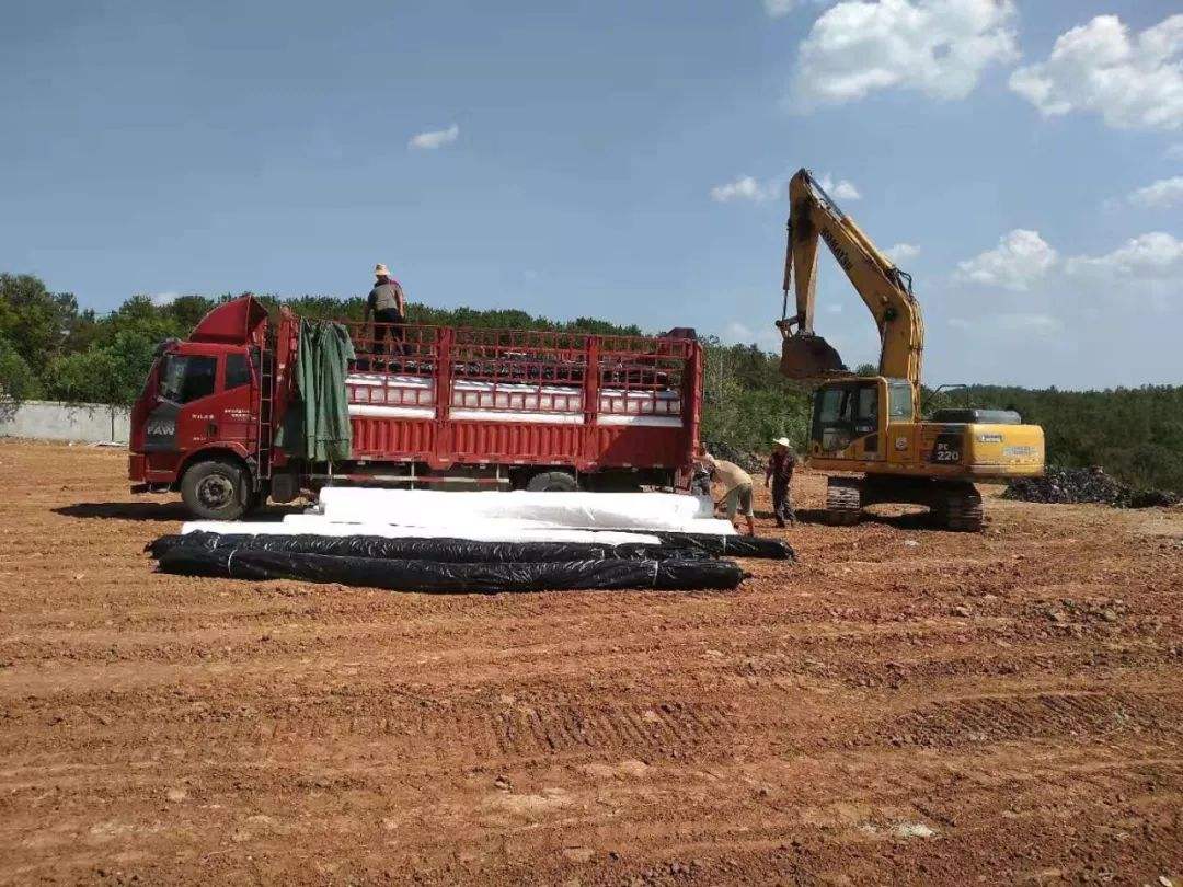 水泥毯比起傳統(tǒng)混凝土有哪些特點(diǎn)值得人們探討？
