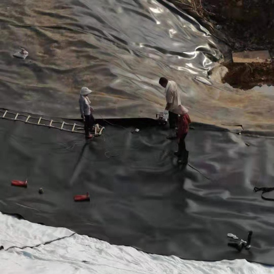 黑膜沼液池的結(jié)構(gòu)設(shè)計要點(diǎn)