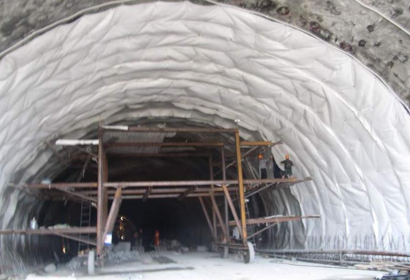 構筑高速公路隧道防排水的第三道防線的標準