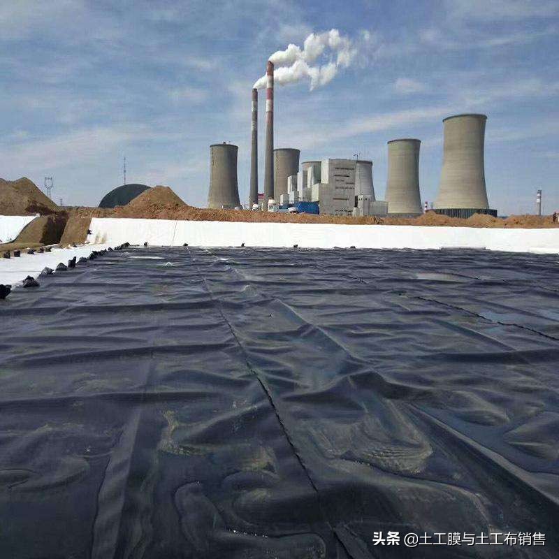 聚乙烯膜施工過程中需要時刻保持施工的現(xiàn)場質量