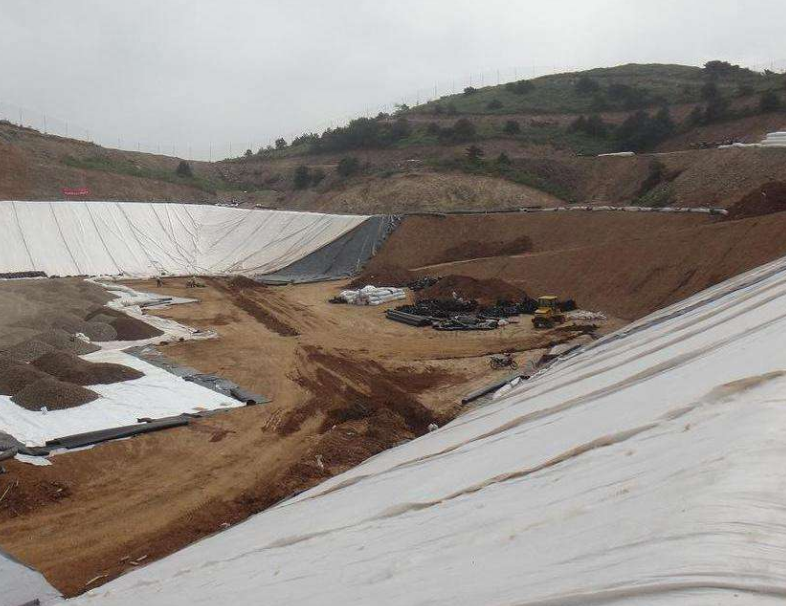 人工湖疏浚施工退水環(huán)?？刂拼胧?/>
</p>
<p>
    <br/>
</p>          </div>
          <div   id=